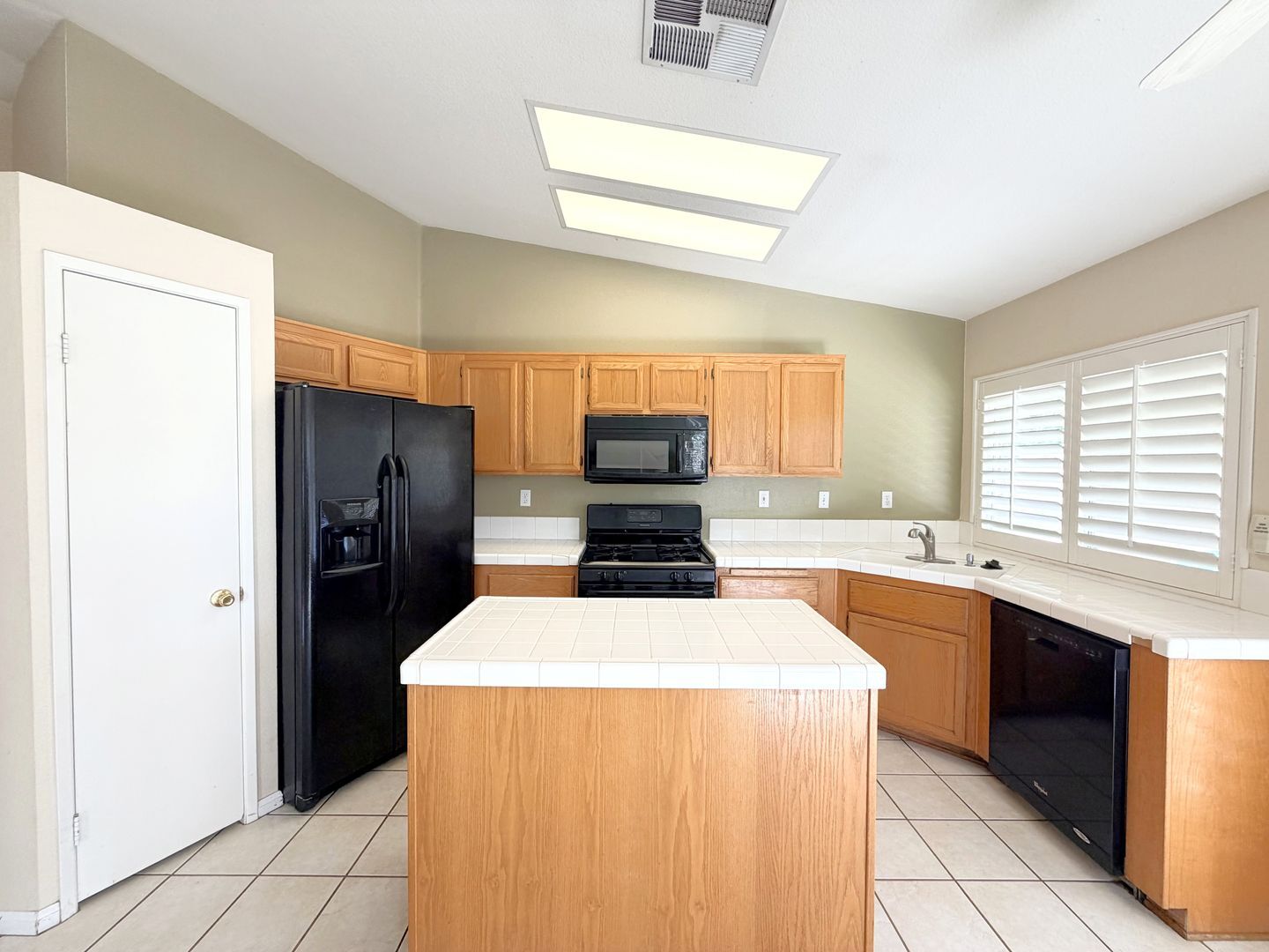 79220 Laurie Ct - La Quinta - California - 3 bed, 2 bath rental property