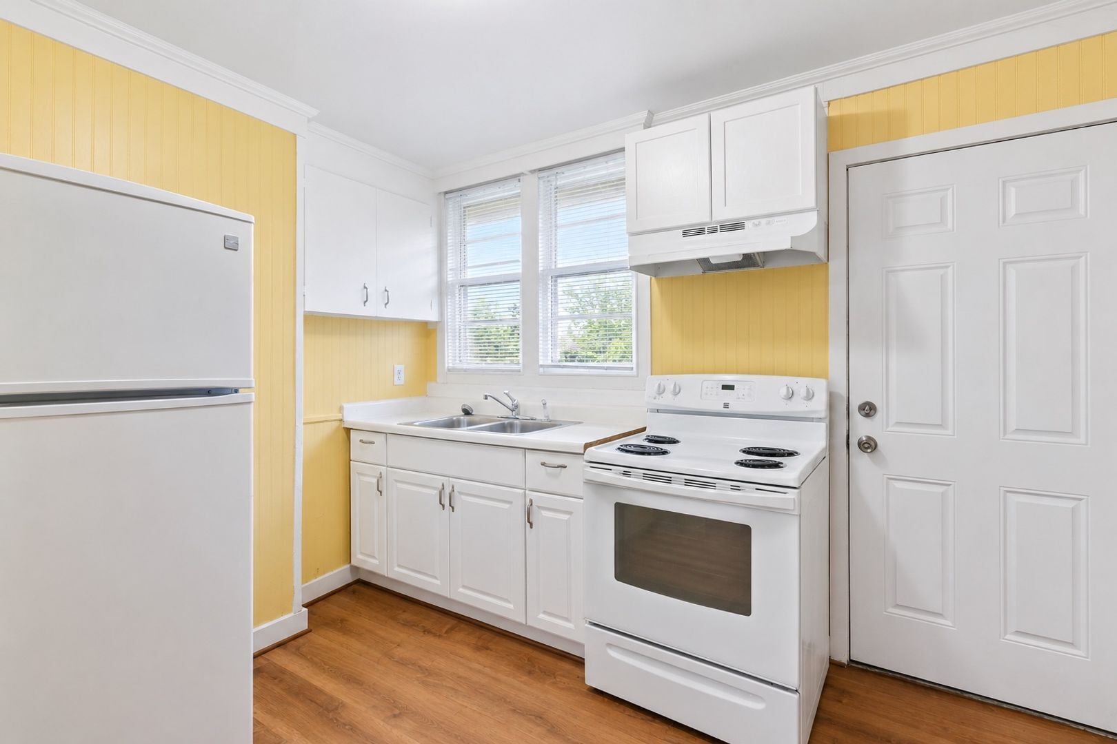 7959 SE 64th Avenue - Unit B - Portland - Oregon - 2 bed, 1 bath rental property