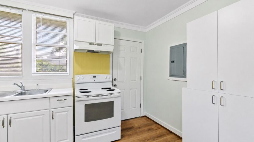 7959 SE 64th Avenue - Unit B - Portland - Oregon - 2 bed, 1 bath rental property