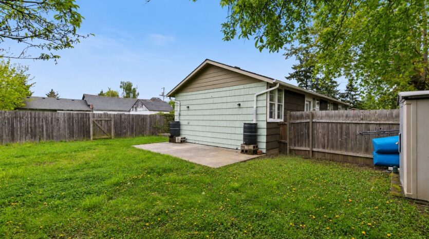 7959 SE 64th Avenue - Unit B - Portland - Oregon - 2 bed, 1 bath rental property