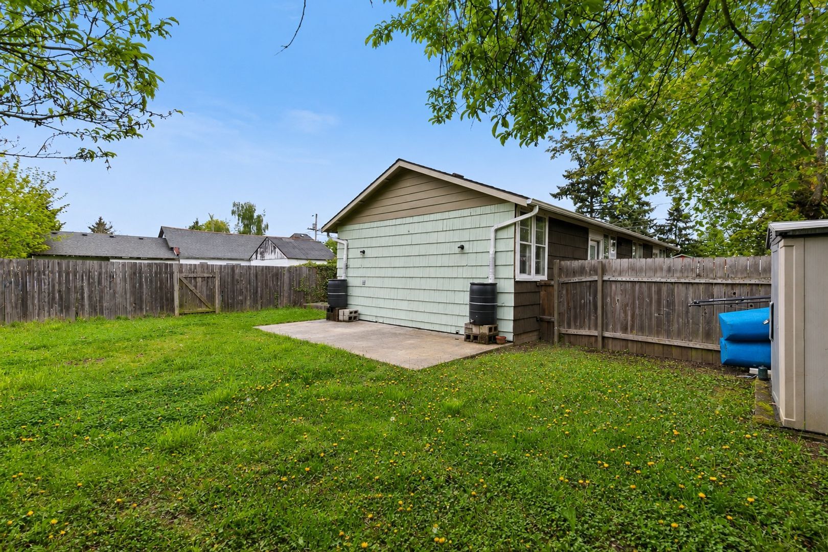 7959 SE 64th Avenue - Unit B - Portland - Oregon - 2 bed, 1 bath rental property