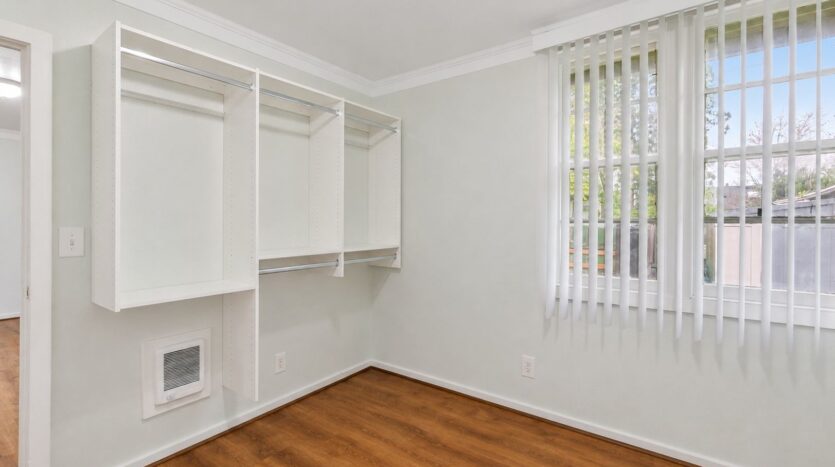 7959 SE 64th Avenue - Unit B - Portland - Oregon - 2 bed, 1 bath rental property
