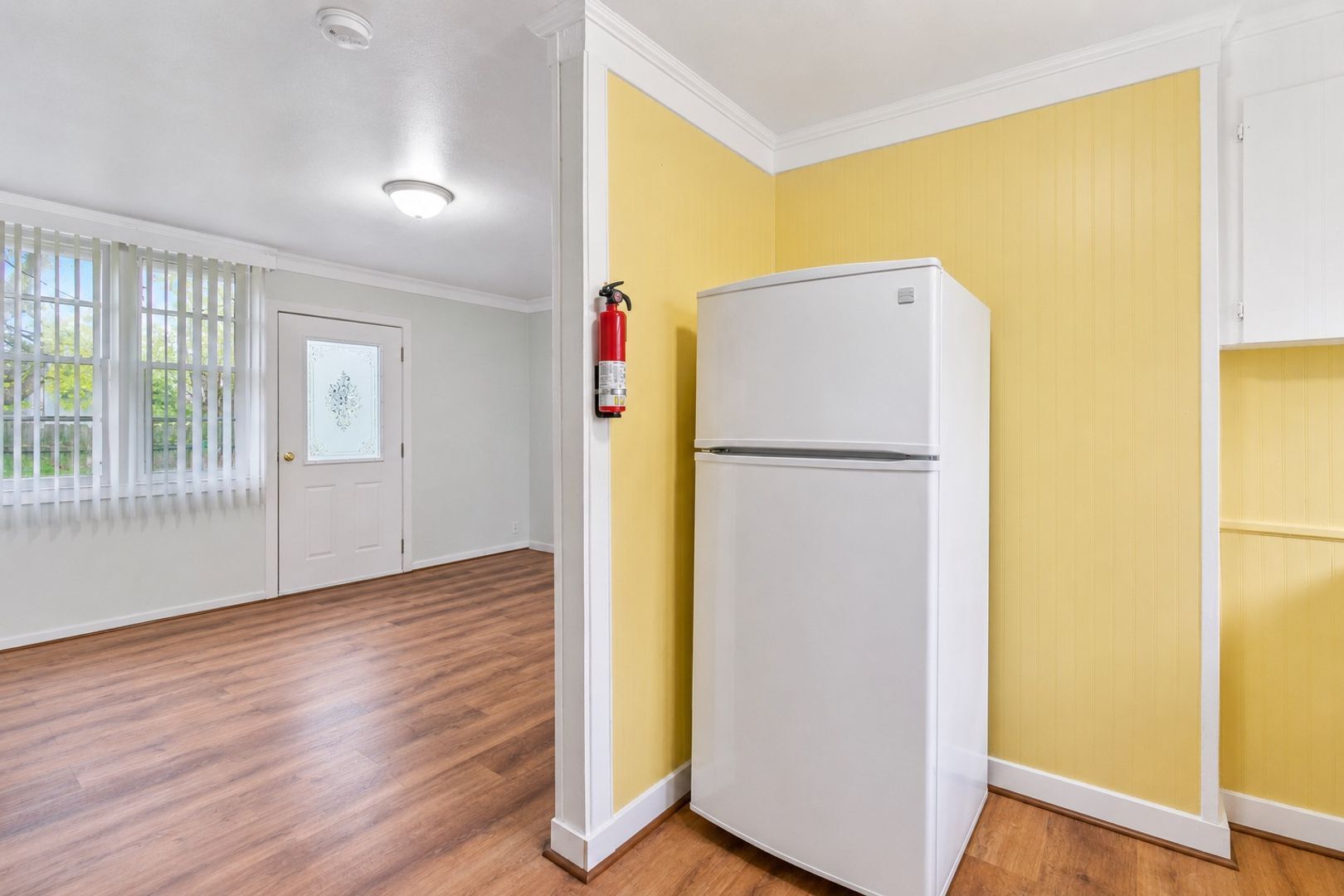 7959 SE 64th Avenue - Unit B - Portland - Oregon - 2 bed, 1 bath rental property