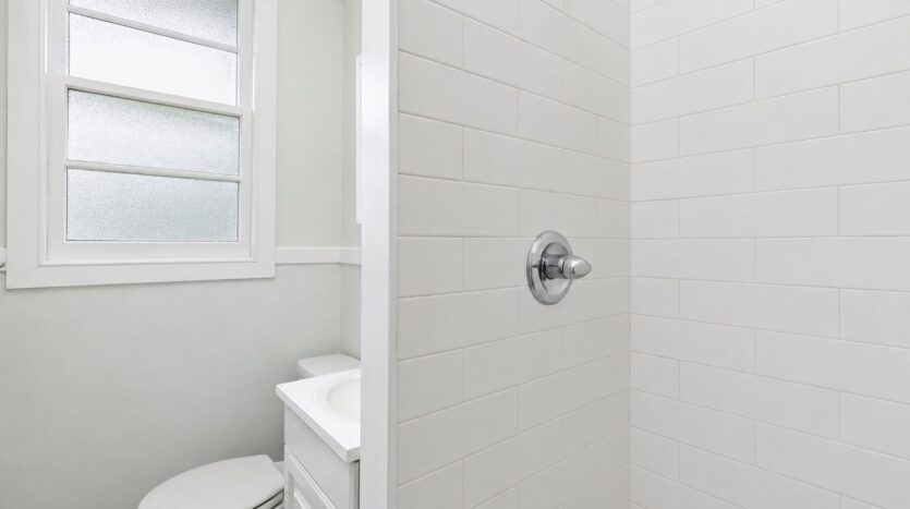 7959 SE 64th Avenue - Unit B - Portland - Oregon - 2 bed, 1 bath rental property