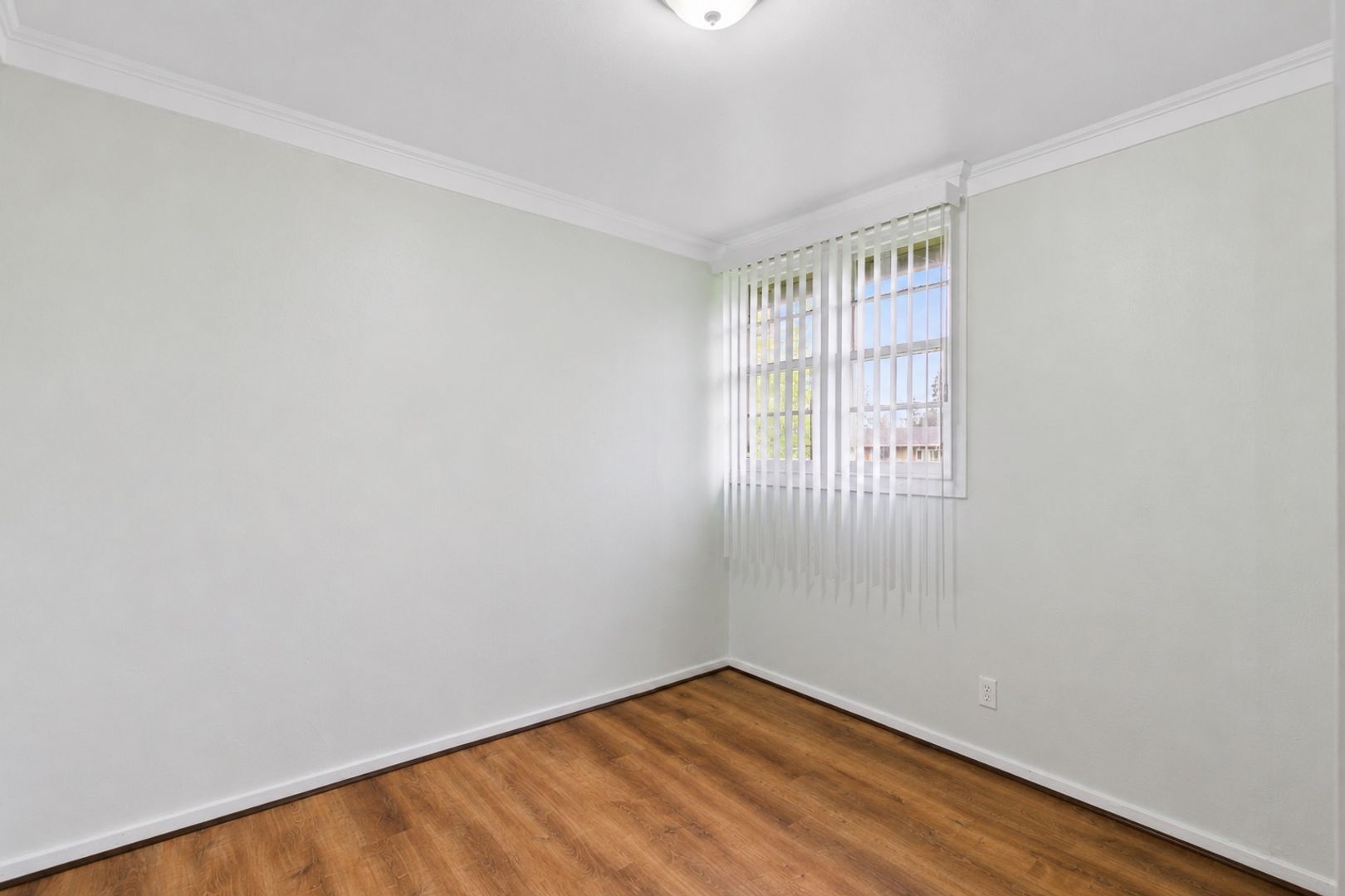 7959 SE 64th Avenue - Unit B - Portland - Oregon - 2 bed, 1 bath rental property