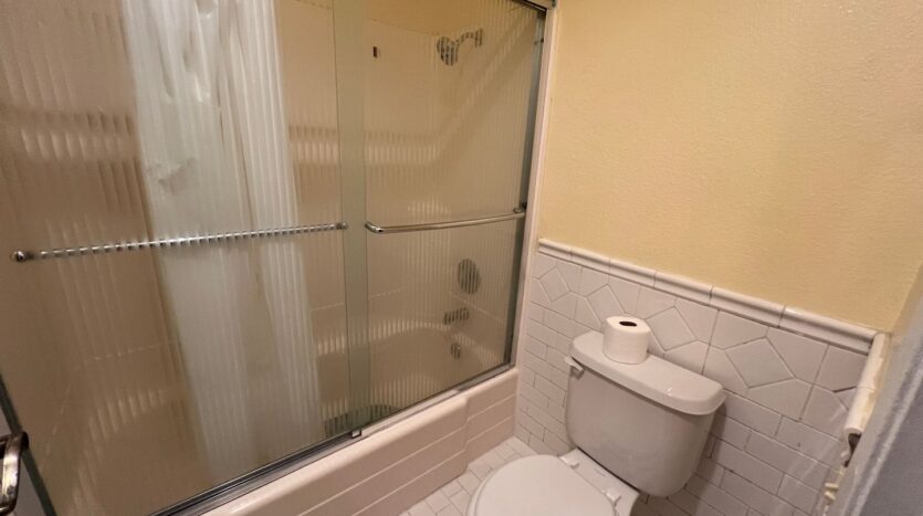 8043 Caminito De Pizza Unit B - San Diego - California - 1 bath rental property