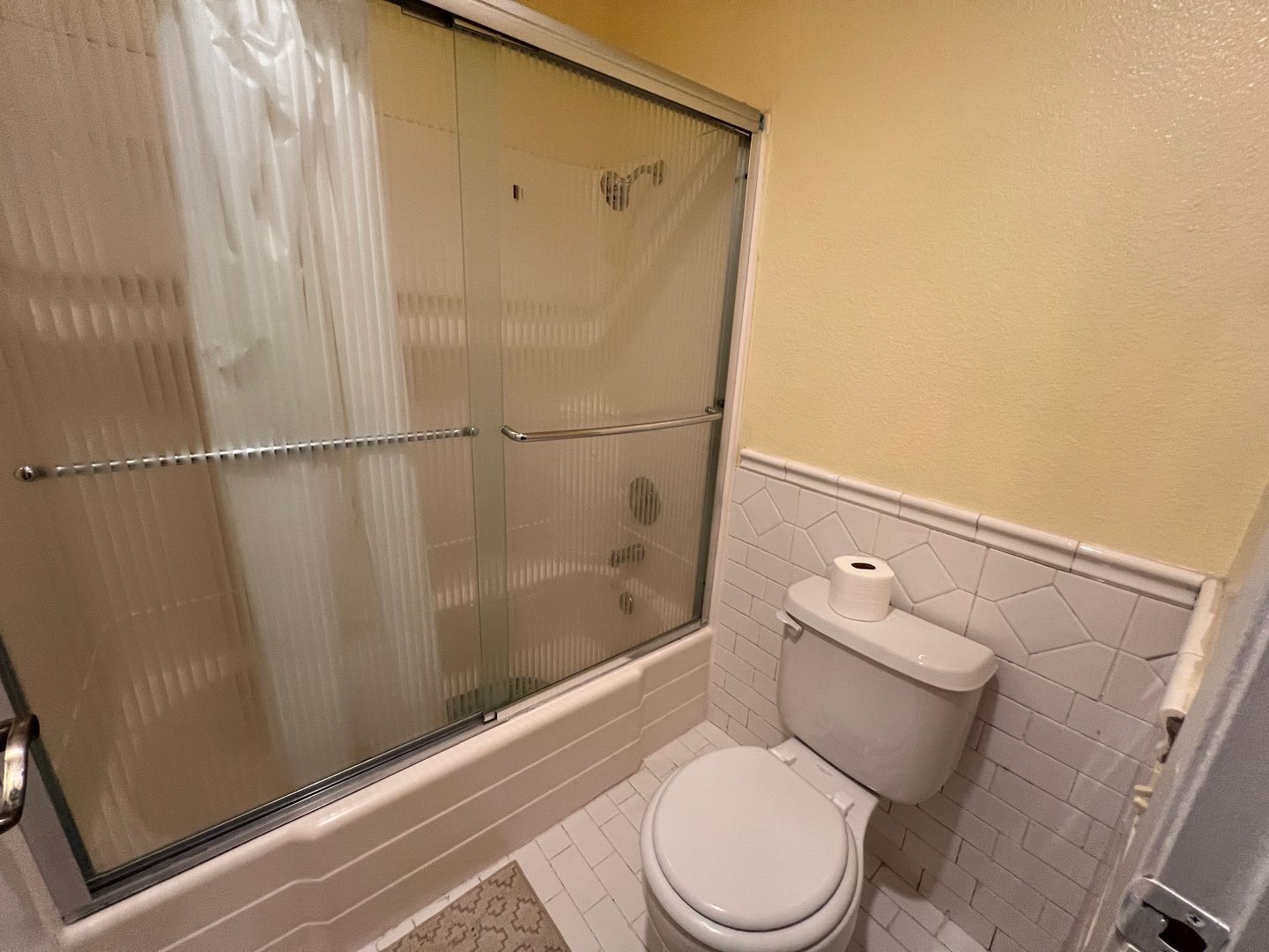 8043 Caminito De Pizza Unit B - San Diego - California - 1 bath rental property