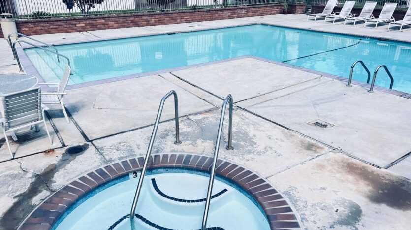 8043 Caminito De Pizza Unit B - San Diego - California - 1 bath rental property