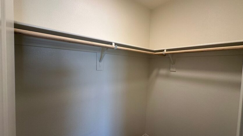 826 W. Tullock Ave - Bloomington - California - 3 bed, 2.5 bath rental property