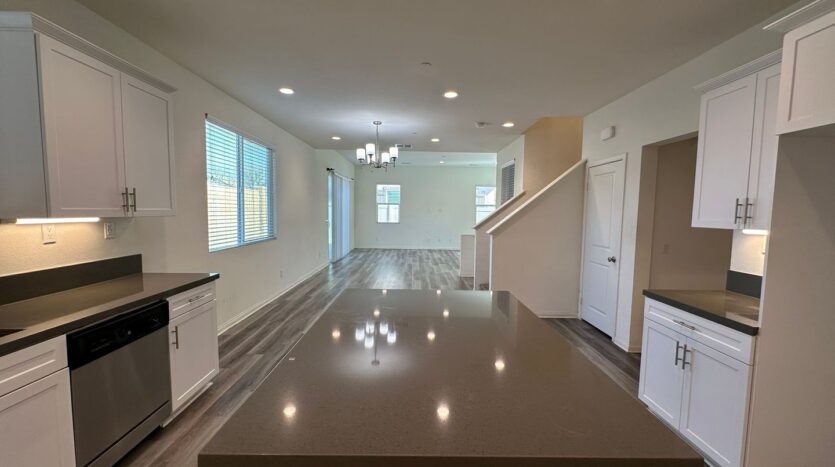 826 W. Tullock Ave - Bloomington - California - 3 bed, 2.5 bath rental property