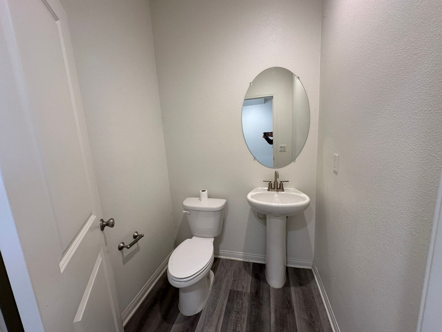 826 W. Tullock Ave - Bloomington - California - 3 bed, 2.5 bath rental property