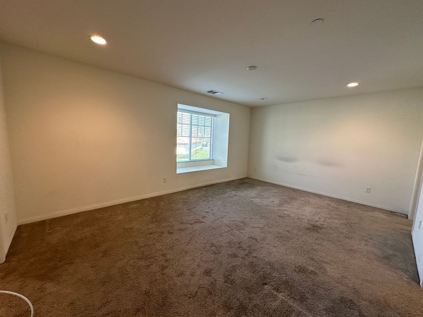 826 W. Tullock Ave - Bloomington - California - 3 bed, 2.5 bath rental property