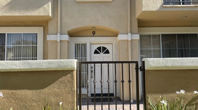 9 Theater Ln - Aliso Viejo - California - 3 bed, 2.5 bath rental property