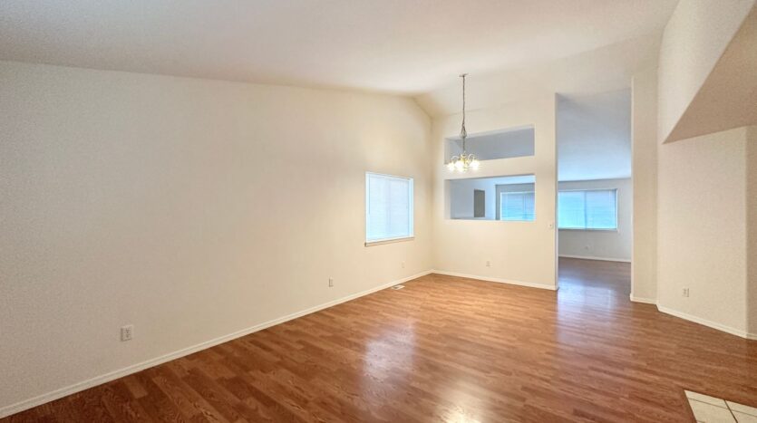 940 NW Oak Lane - Redmond - Oregon - 3 bed, 2 bath rental property