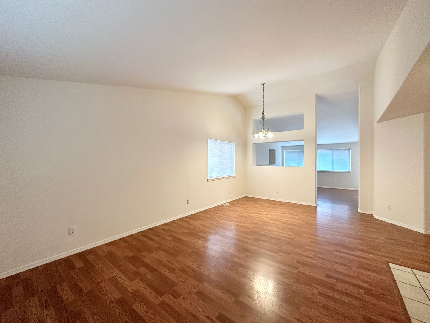940 NW Oak Lane - Redmond - Oregon - 3 bed, 2 bath rental property