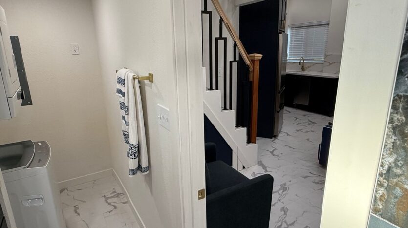 9504 Heathman Way - Elk Grove - California - 1 bed, 1 bath rental property