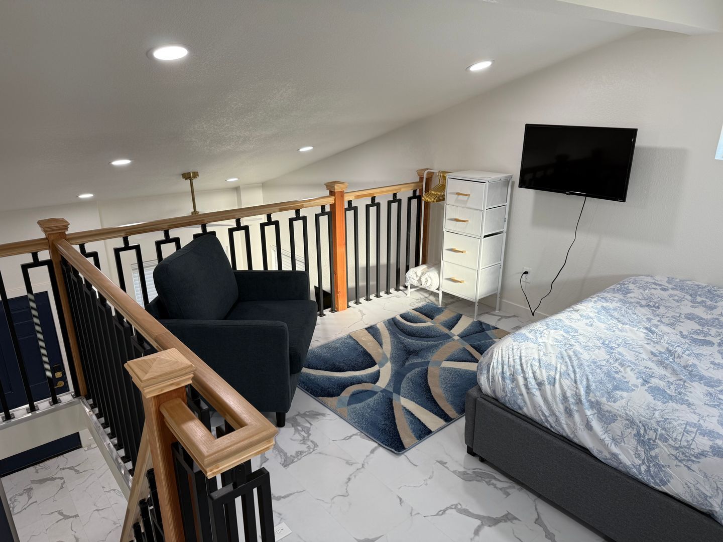 9504 Heathman Way - Elk Grove - California - 1 bed, 1 bath rental property