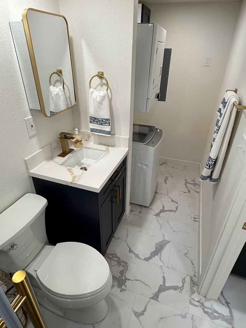 9504 Heathman Way - Elk Grove - California - 1 bed, 1 bath rental property
