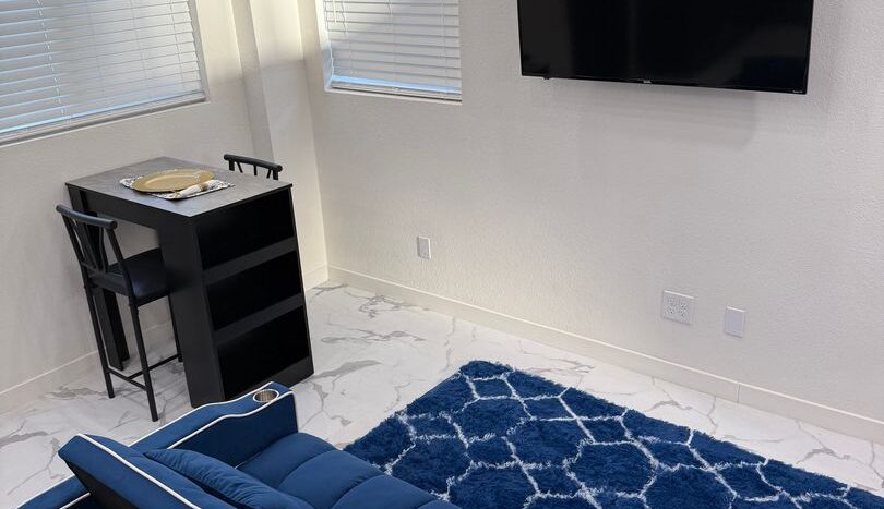 9504 Heathman Way - Elk Grove - California - 1 bed, 1 bath rental property