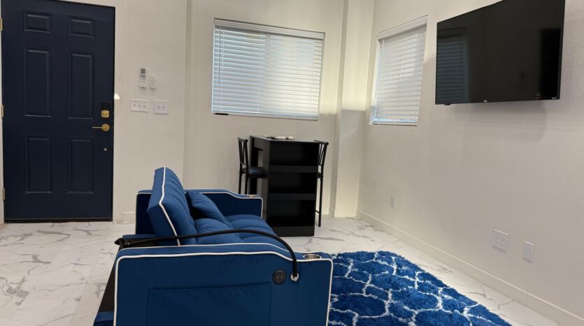 9504 Heathman Way - Elk Grove - California - 1 bed, 1 bath rental property