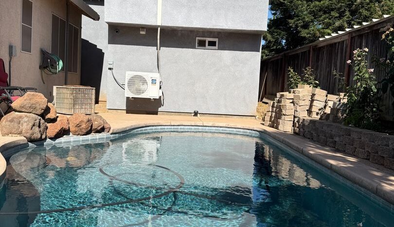 9504 Heathman Way - Elk Grove - California - 1 bed, 1 bath rental property