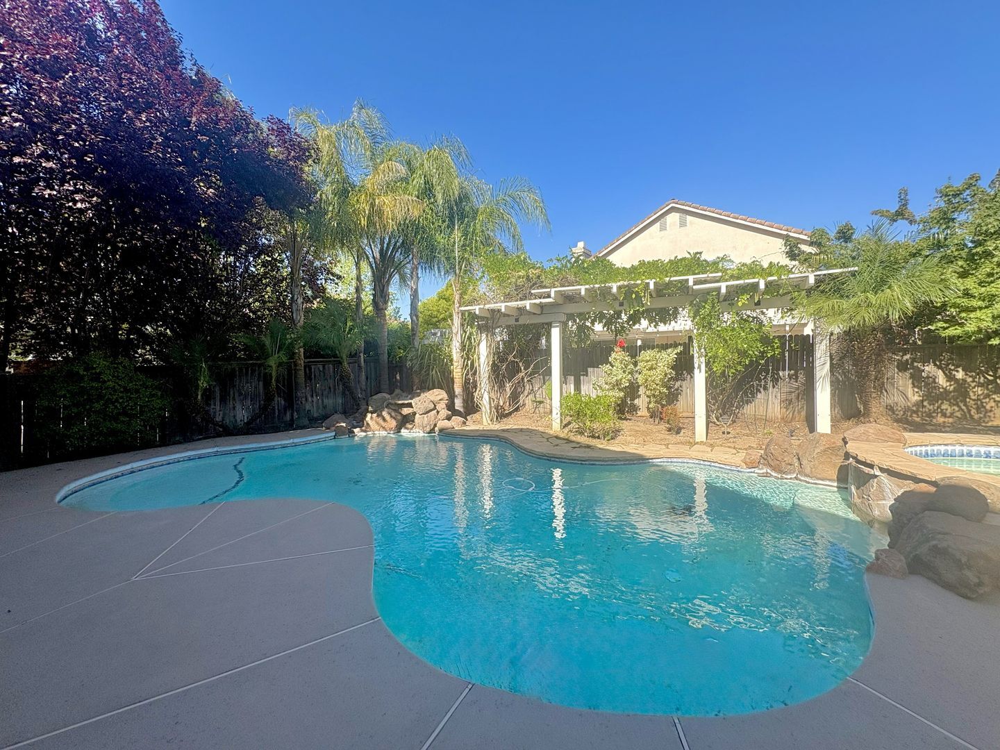 9745 W Taron Dr  - Elk Grove - California - 5 bed, 3 bath rental property