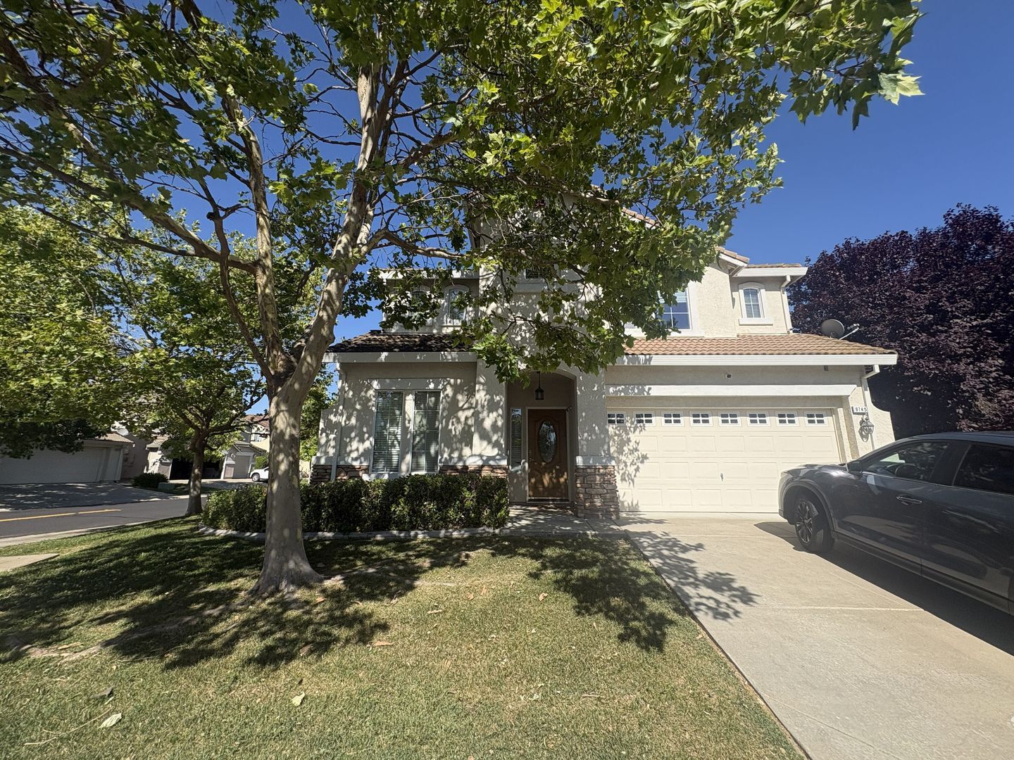 9745 W Taron Dr  - Elk Grove - California - 5 bed, 3 bath rental property