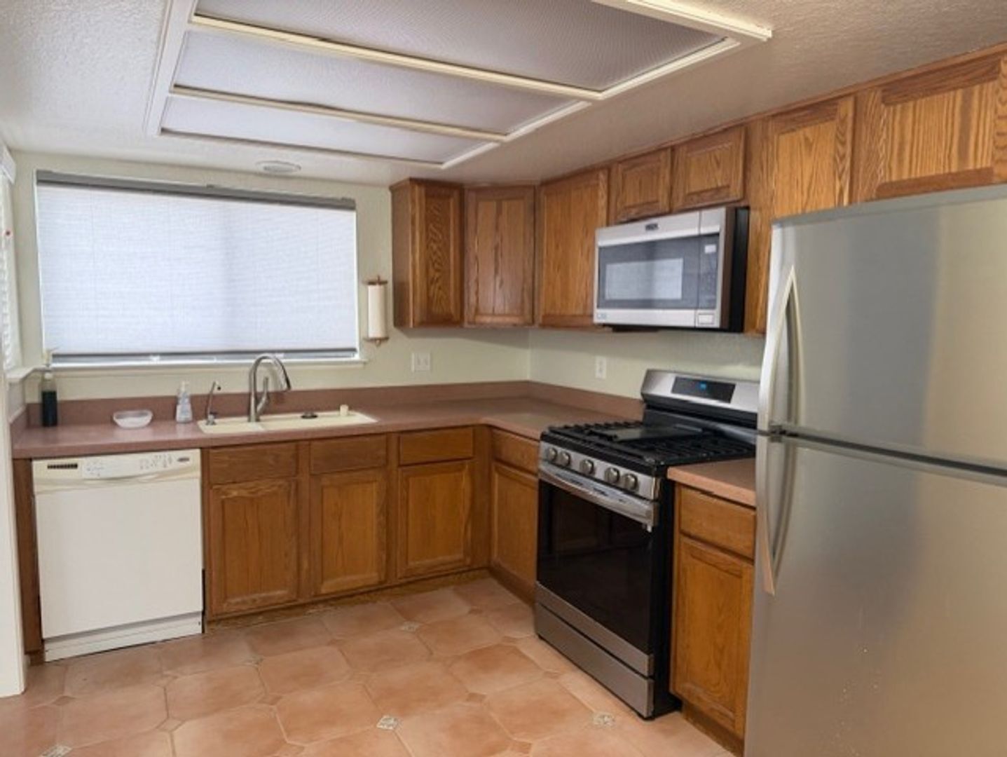 9913 Paseo Montril - San Diego - California - 2 bed, 2.5 bath rental property