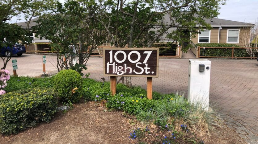 1007 High Street #103 - Bellingham - Washington - 3 bed, 2 bath rental property