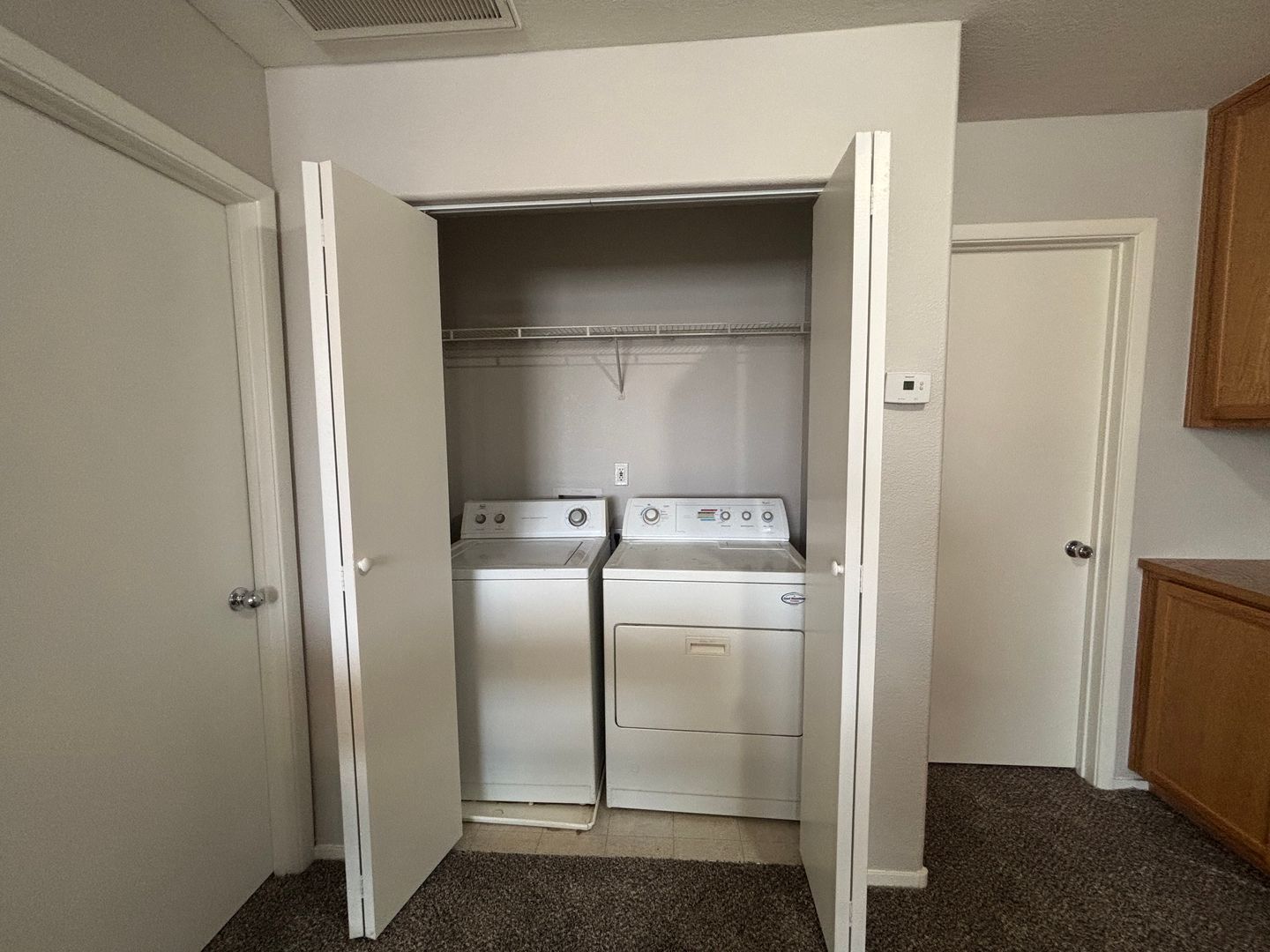 10256 Grecian Laurel Ct - Las Vegas - Nevada - 4 bed, 2.5 bath rental property