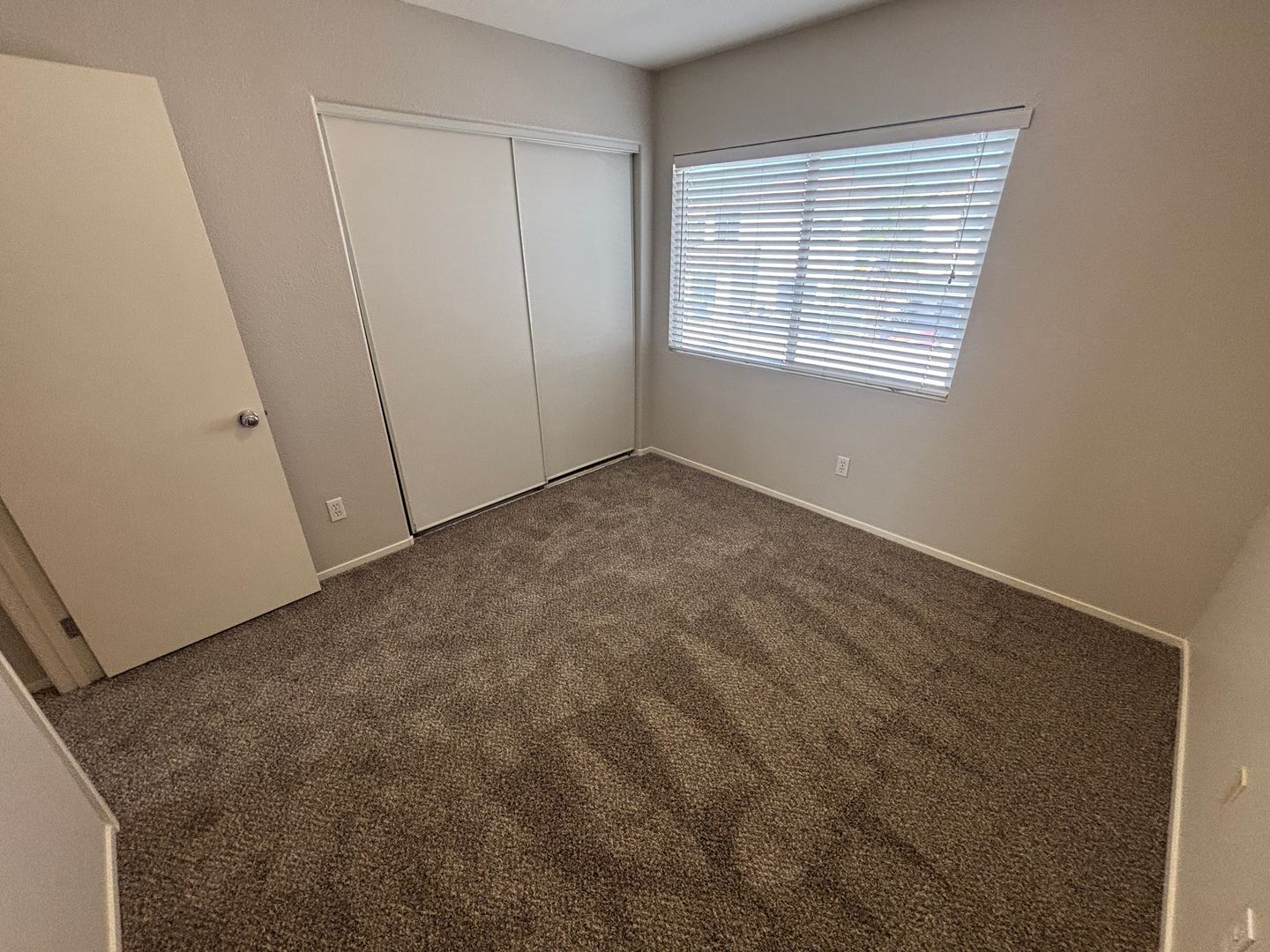 10256 Grecian Laurel Ct - Las Vegas - Nevada - 4 bed, 2.5 bath rental property