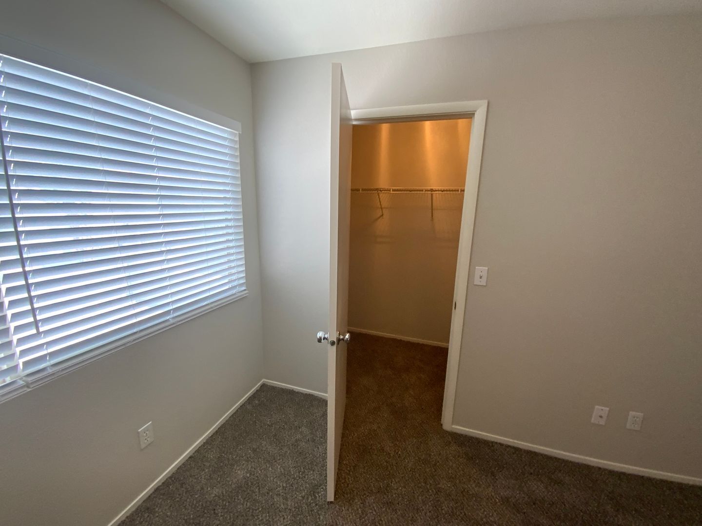 10256 Grecian Laurel Ct - Las Vegas - Nevada - 3 bed, 2.5 bath rental property