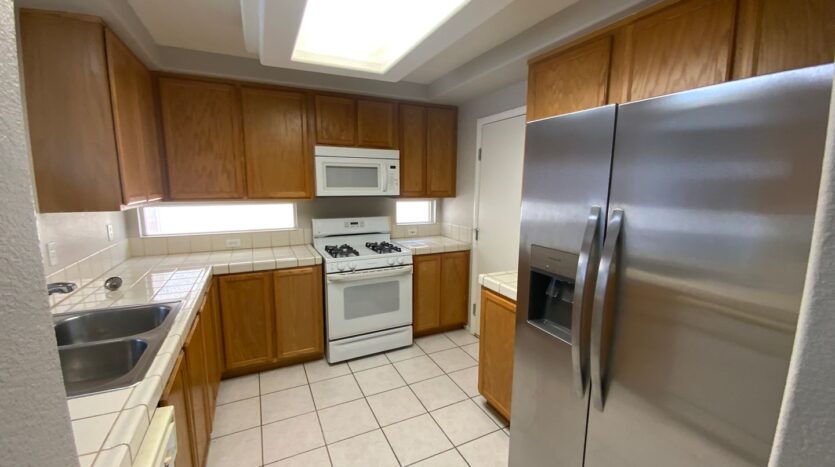 10256 Grecian Laurel Ct - Las Vegas - Nevada - 3 bed, 2.5 bath rental property