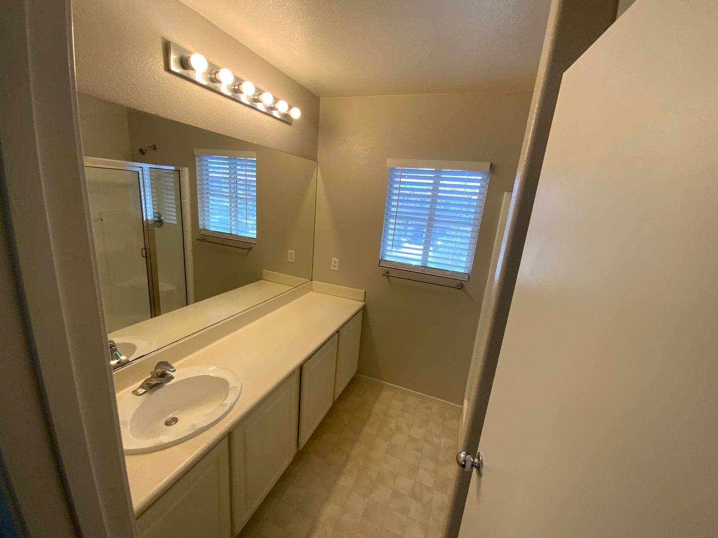 10256 Grecian Laurel Ct - Las Vegas - Nevada - 3 bed, 2.5 bath rental property