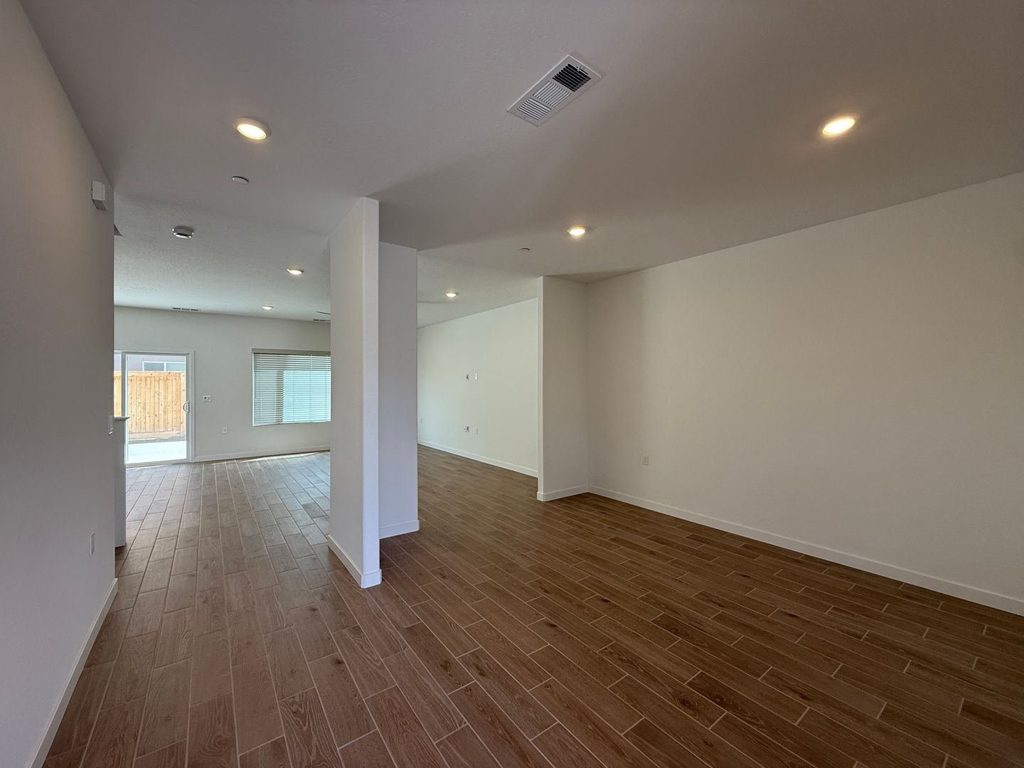 1036 Fruitwood Ave. - Clovis - California - 4 bed, 2.5 bath rental property