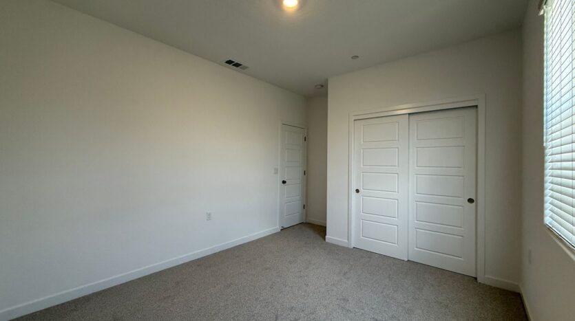1036 Fruitwood Ave. - Clovis - California - 4 bed, 2.5 bath rental property