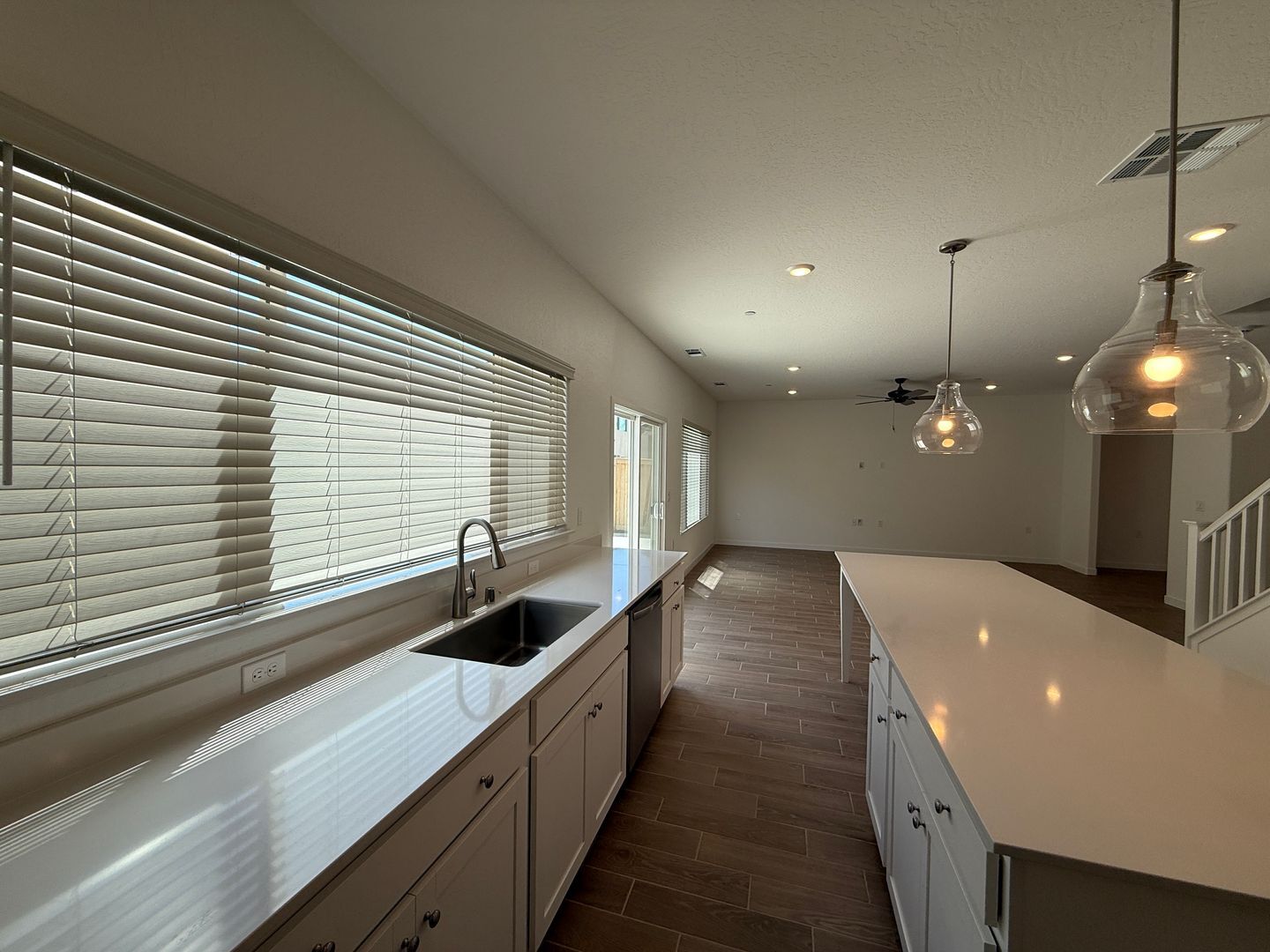 1036 Fruitwood Ave. - Clovis - California - 4 bed, 2.5 bath rental property