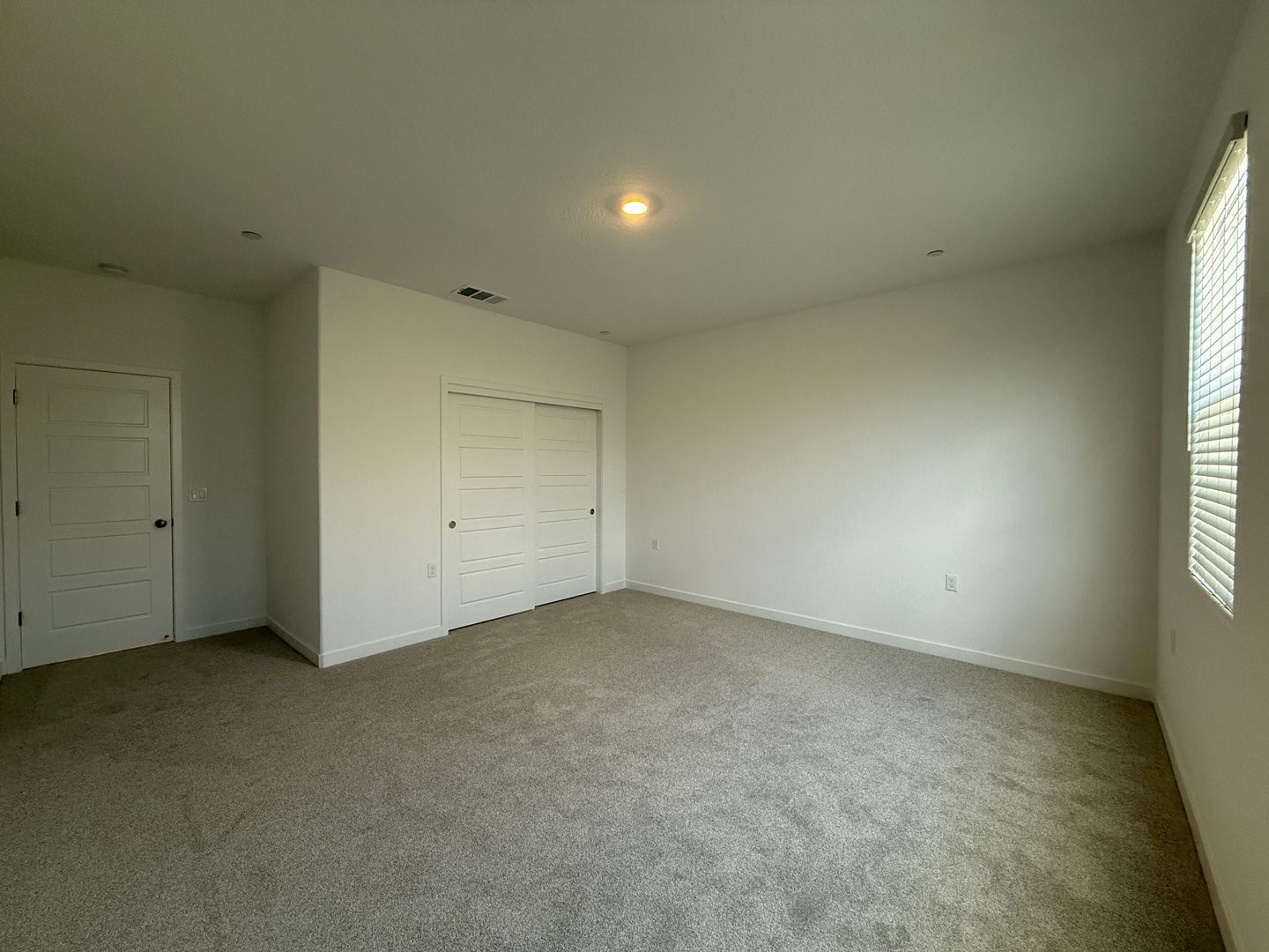 1036 Fruitwood Ave. - Clovis - California - 4 bed, 2.5 bath rental property