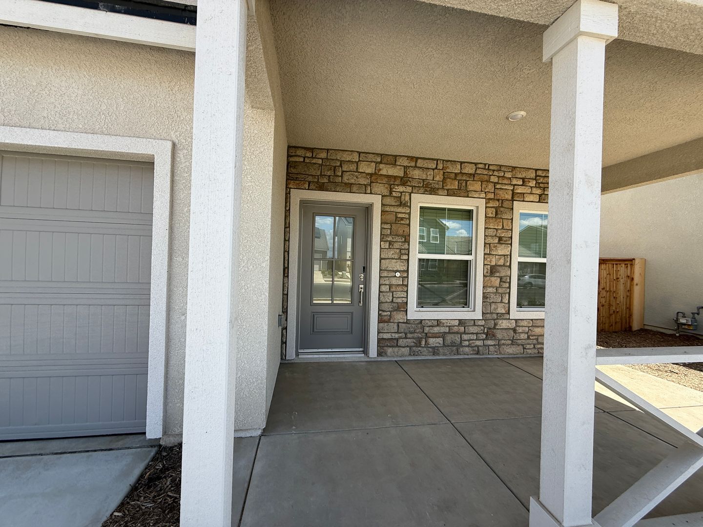 1036 Fruitwood Ave. - Clovis - California - 4 bed, 2.5 bath rental property