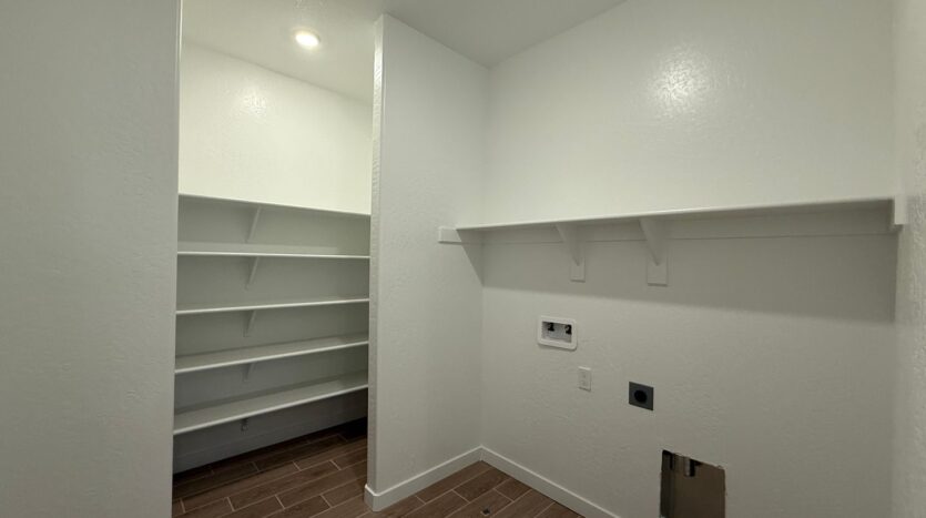 1036 Fruitwood Ave. - Clovis - California - 4 bed, 2.5 bath rental property