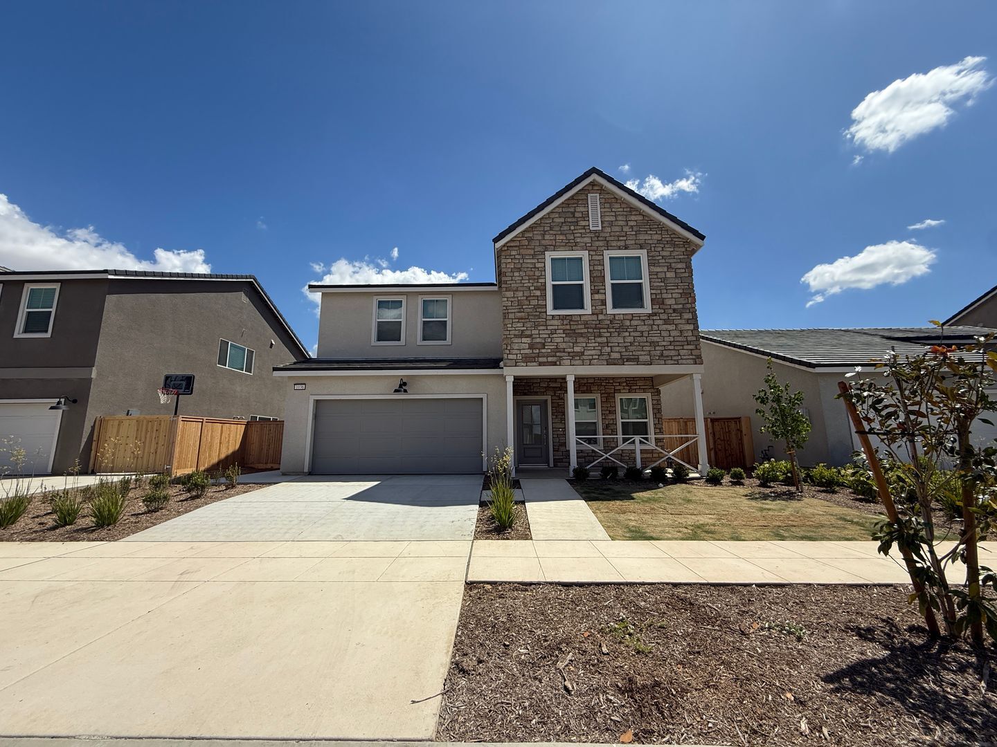1036 Fruitwood Ave. - Clovis - California - 4 bed, 2.5 bath rental property