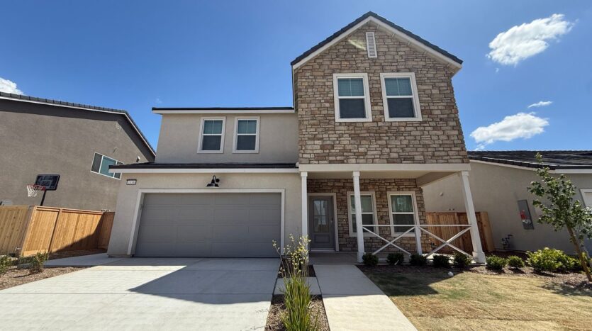 1036 Fruitwood Ave. - Clovis - California - 4 bed, 2.5 bath rental property
