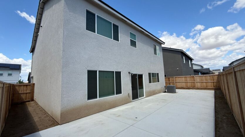1036 Fruitwood Ave. - Clovis - California - 4 bed, 2.5 bath rental property