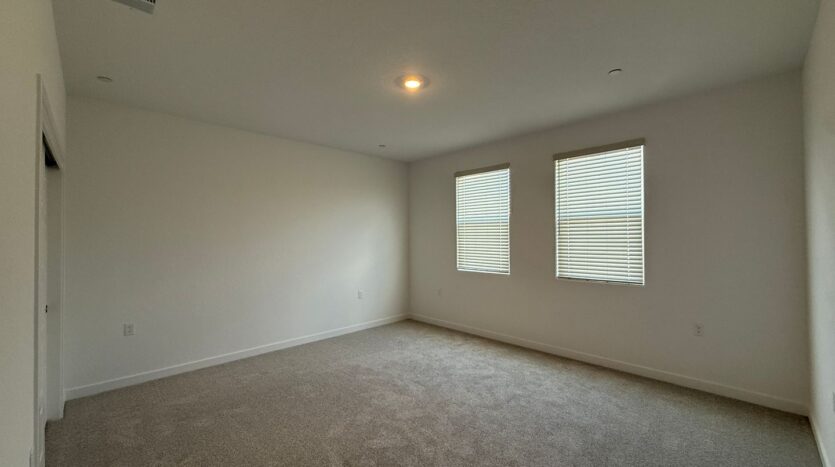 1036 Fruitwood Ave. - Clovis - California - 4 bed, 2.5 bath rental property
