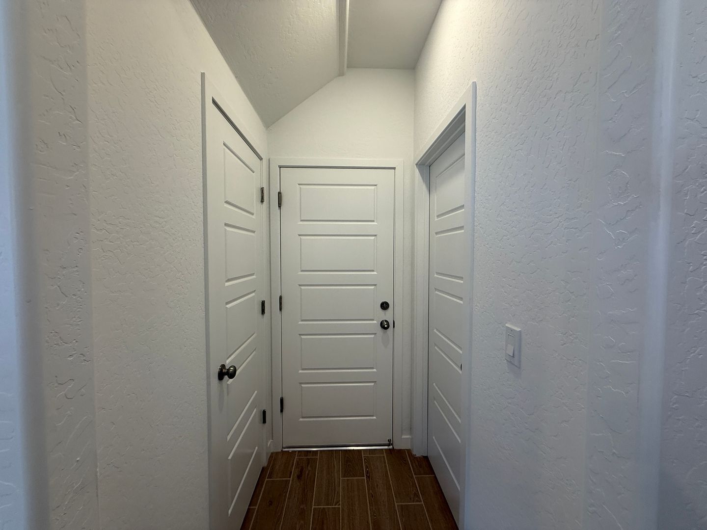 1036 Fruitwood Ave. - Clovis - California - 4 bed, 2.5 bath rental property