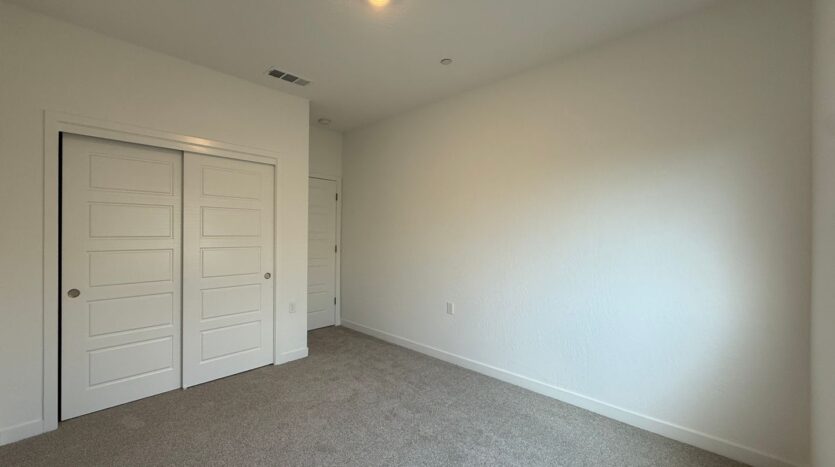1036 Fruitwood Ave. - Clovis - California - 4 bed, 2.5 bath rental property