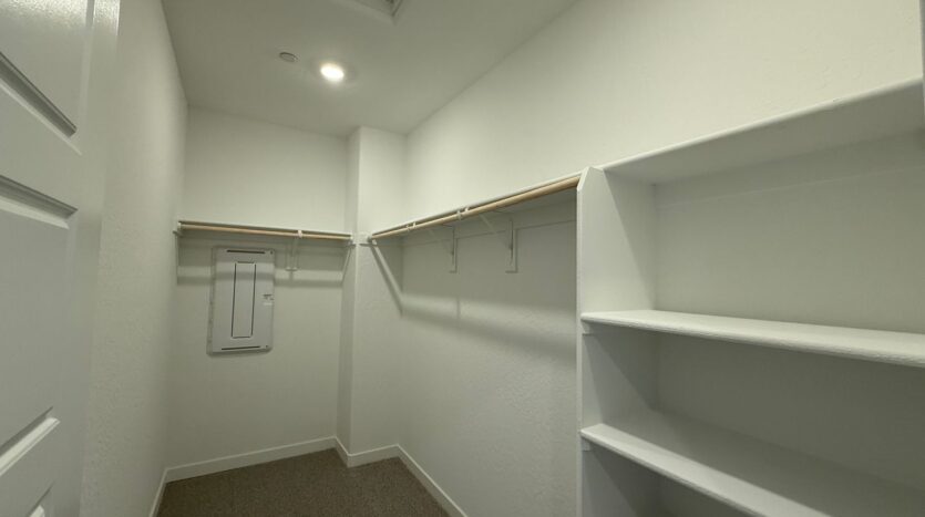 1036 Fruitwood Ave. - Clovis - California - 4 bed, 2.5 bath rental property