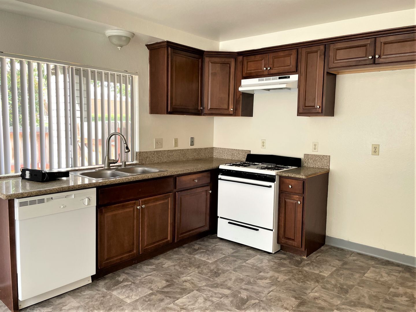 10847 Carbet Place - San Diego - California - 4 bed, 2 bath rental property