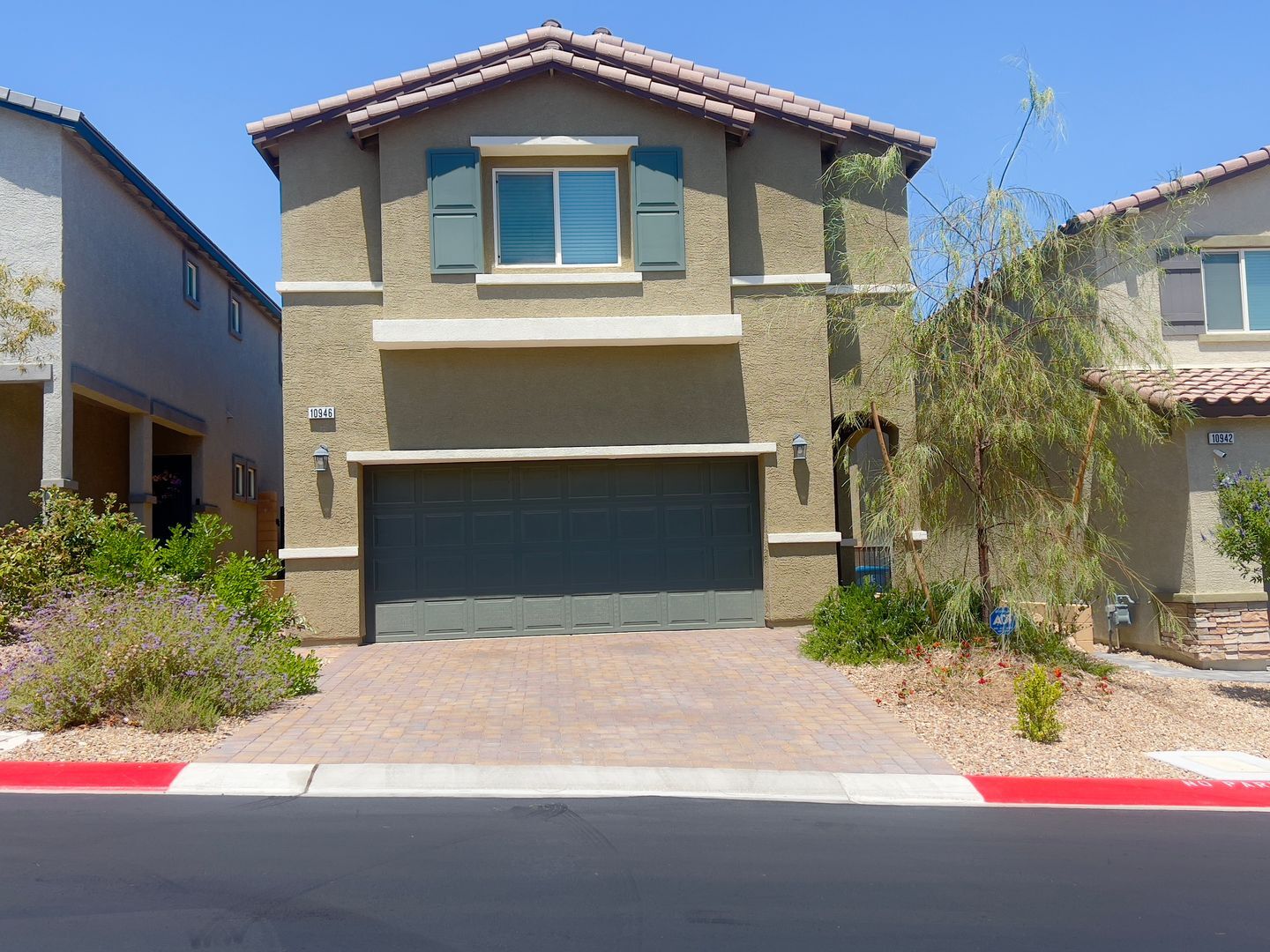 10946 Cambridge Lakes Ave  - Las Vegas - Nevada - 4 bed, 2.5 bath rental property