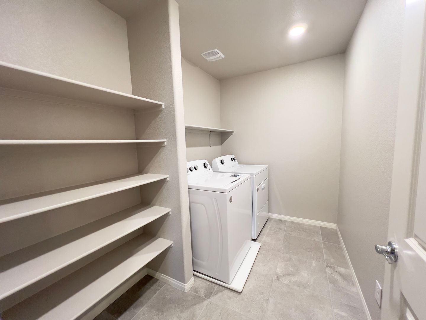 10946 Cambridge Lakes Ave  - Las Vegas - Nevada - 4 bed, 2.5 bath rental property
